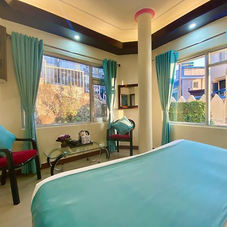 Riversun Hotel Mall Road Массури Экстерьер фото