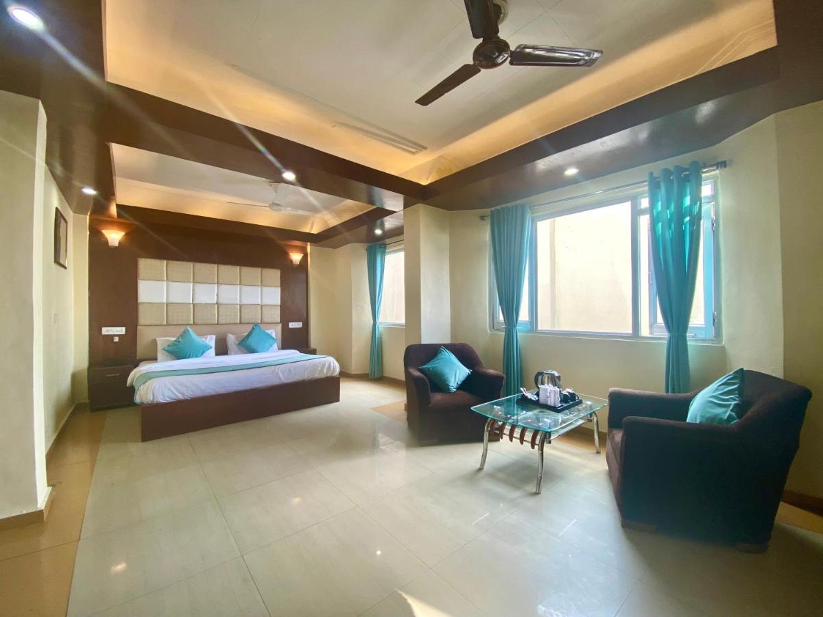 Riversun Hotel Mall Road Массури Экстерьер фото