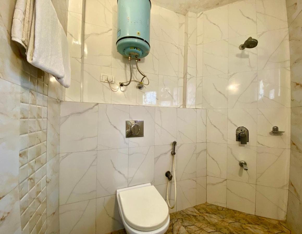 Riversun Hotel Mall Road Массури Экстерьер фото