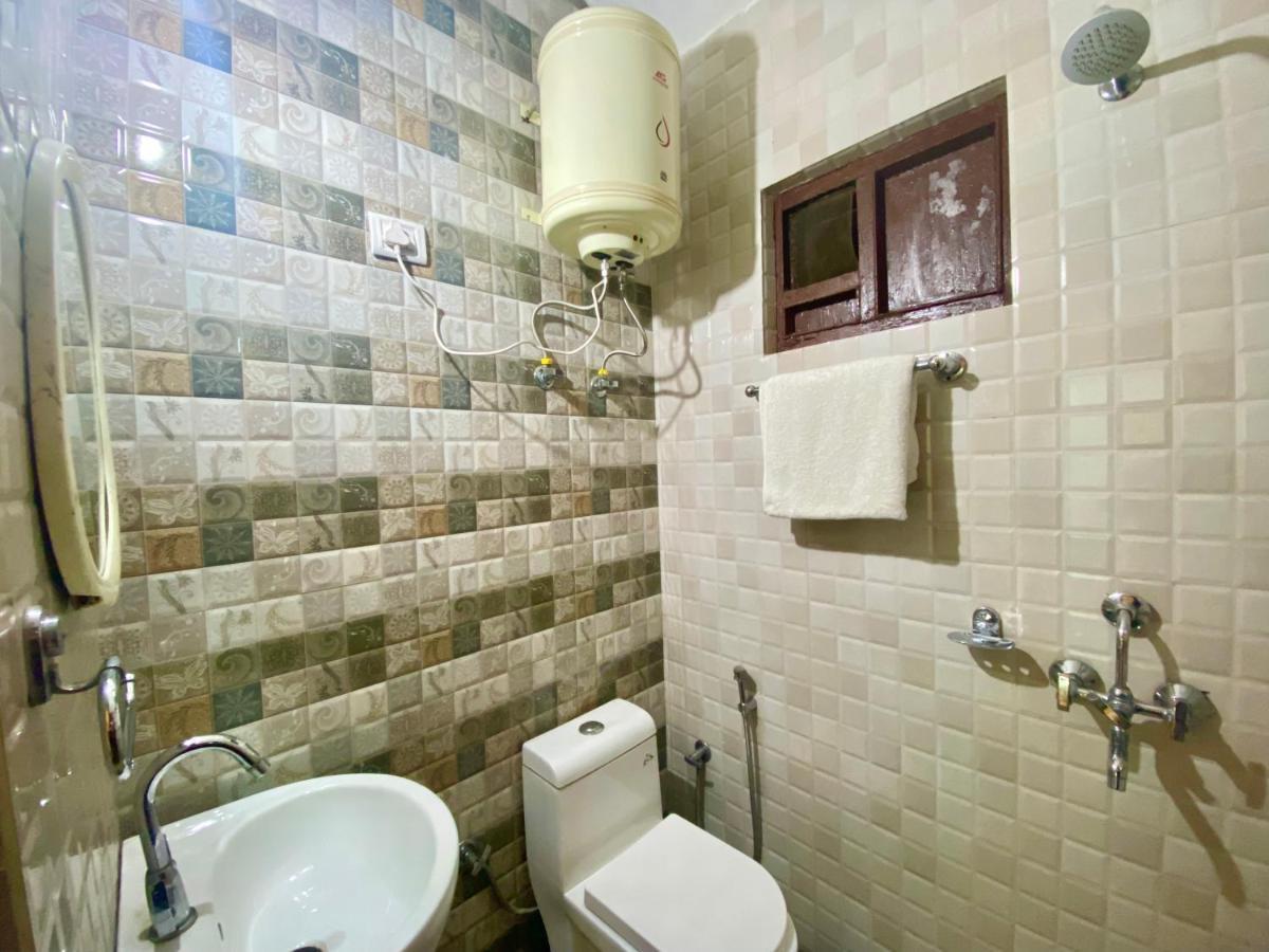 Riversun Hotel Mall Road Массури Экстерьер фото